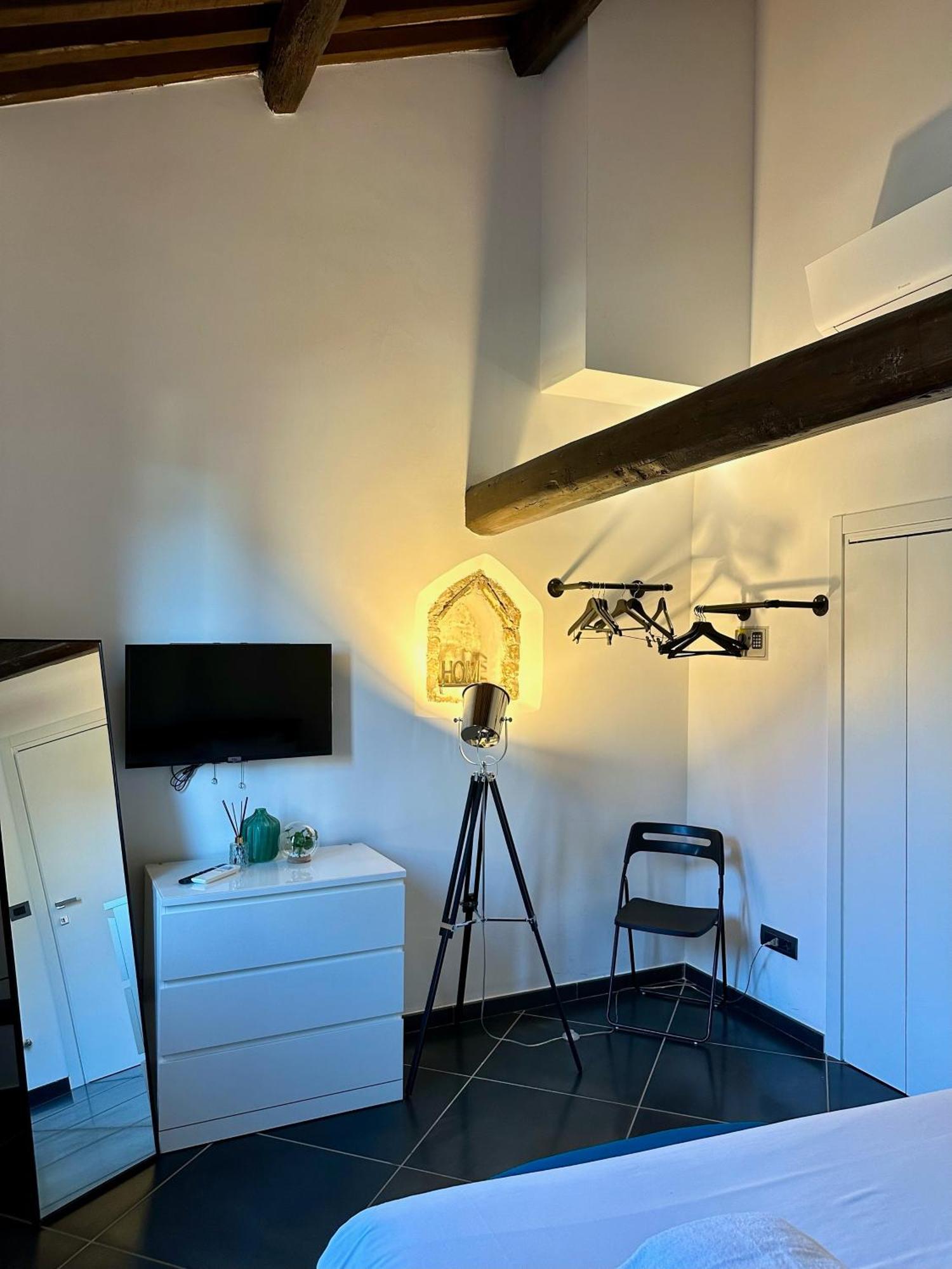 23 Scalini Renella Apartamento
